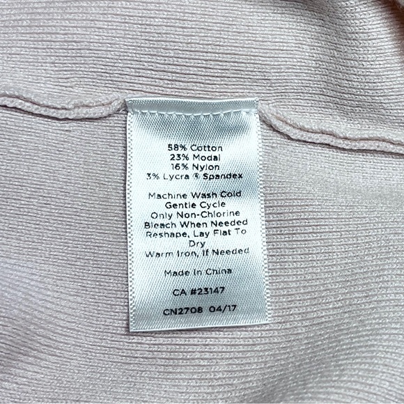 Talbots Pink Scallop Hem V-Neck Sweater Size L Cotton Blend - Picture 11 of 11